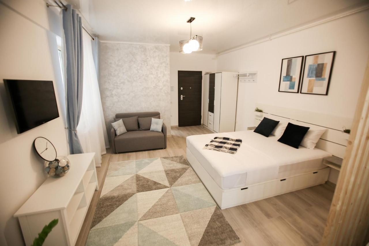 Premium Studios Mamaia Nord - Marea La 50M Navodari Bagian luar foto