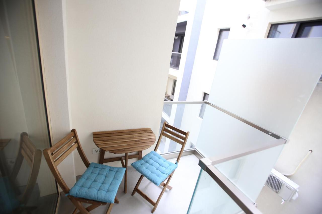 Premium Studios Mamaia Nord - Marea La 50M Navodari Bagian luar foto