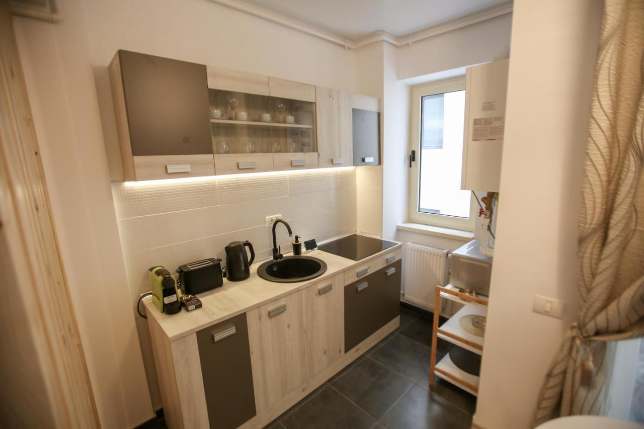 Premium Studios Mamaia Nord - Marea La 50M Navodari Bagian luar foto