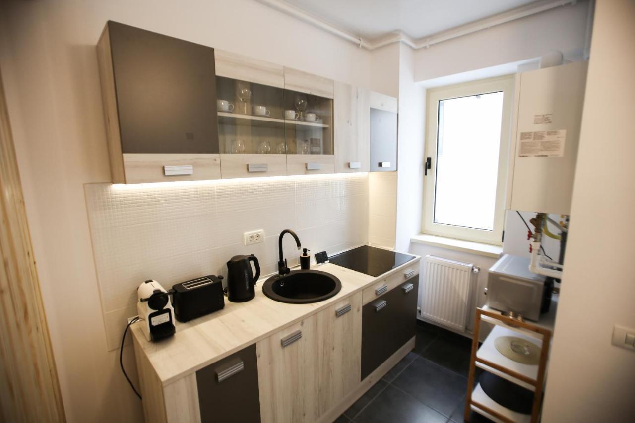 Premium Studios Mamaia Nord - Marea La 50M Navodari Bagian luar foto