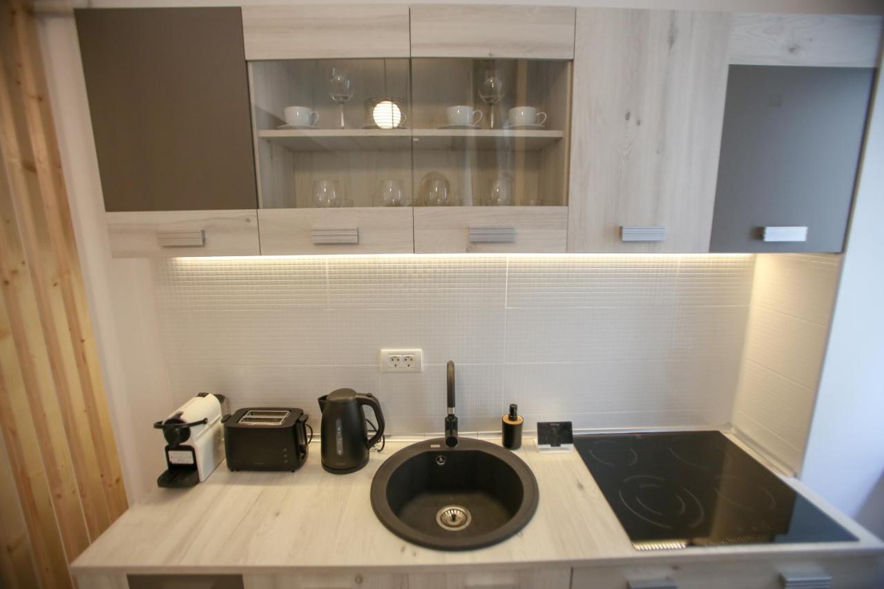 Premium Studios Mamaia Nord - Marea La 50M Navodari Bagian luar foto