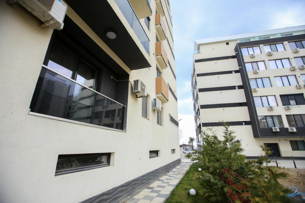 Premium Studios Mamaia Nord - Marea La 50M Navodari Bagian luar foto