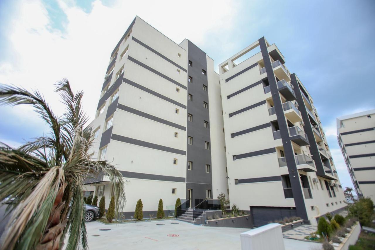 Premium Studios Mamaia Nord - Marea La 50M Navodari Bagian luar foto